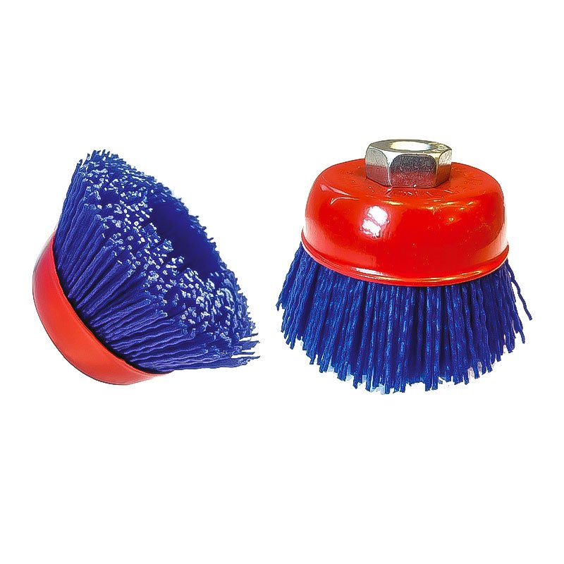 NYLON BRUSH WITH THREAD